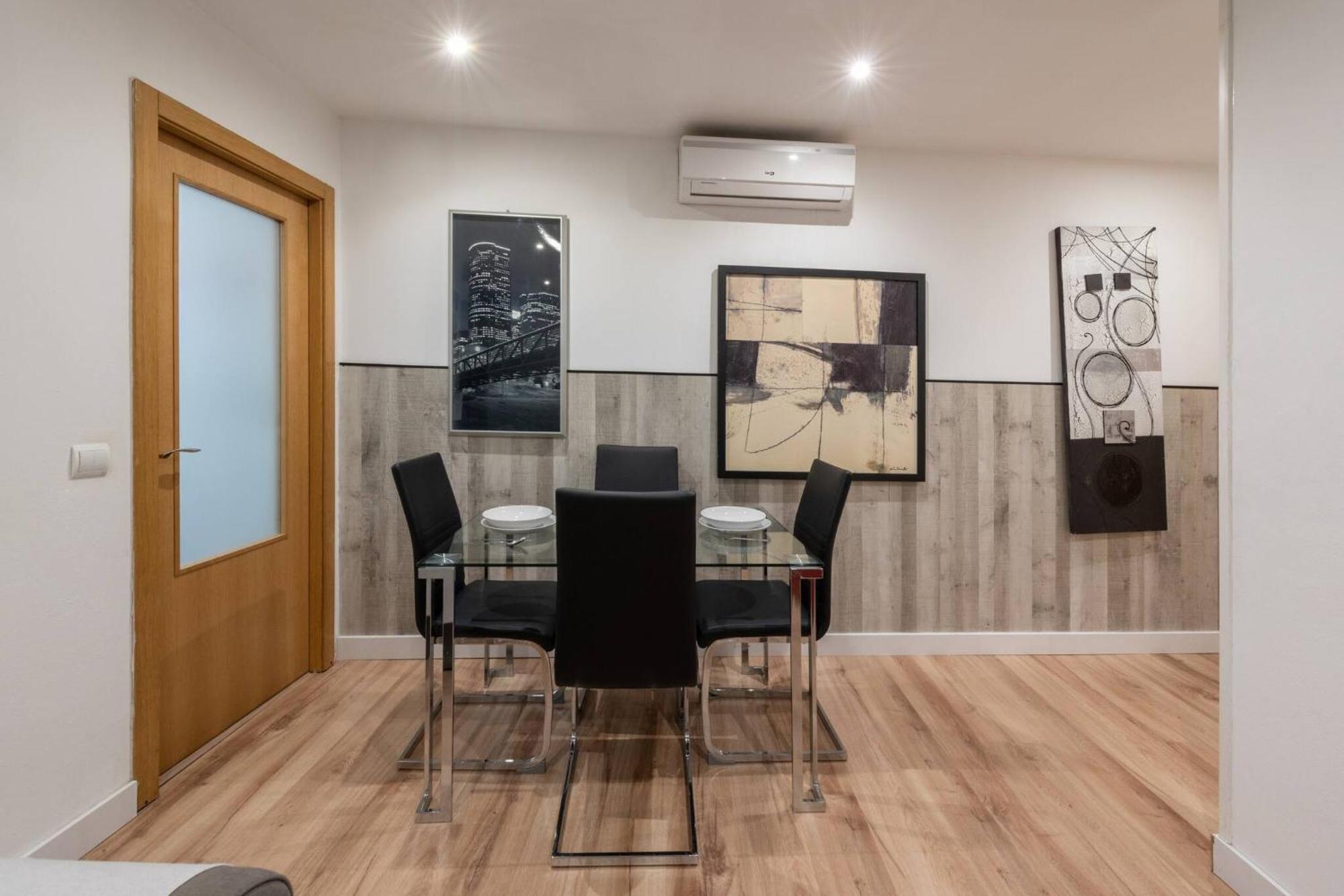 Apartamentos Day Madrid San Antonio Centro Gran Via Sol Malasana Eksteriør bilde