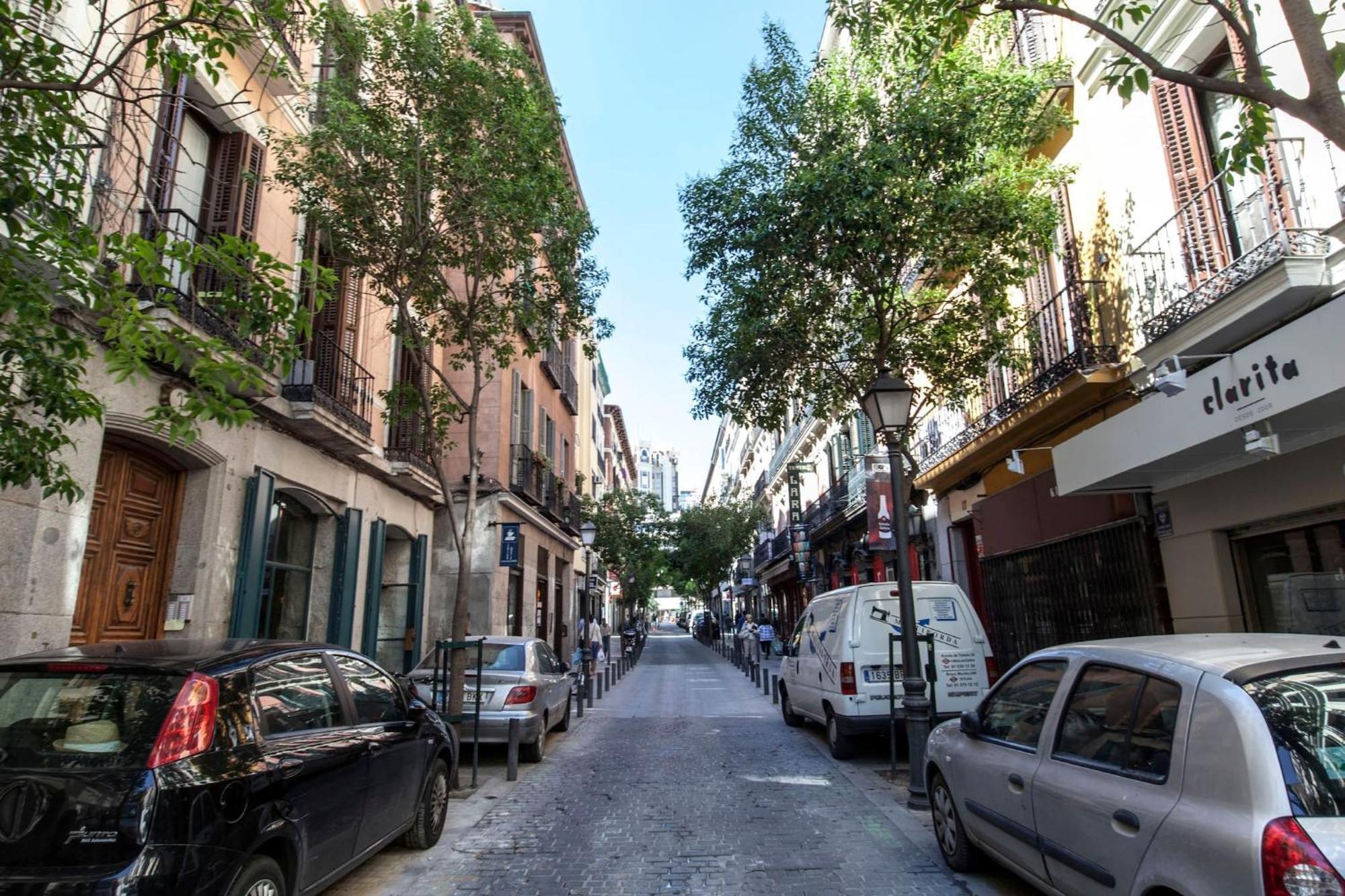 Apartamentos Day Madrid San Antonio Centro Gran Via Sol Malasana Eksteriør bilde