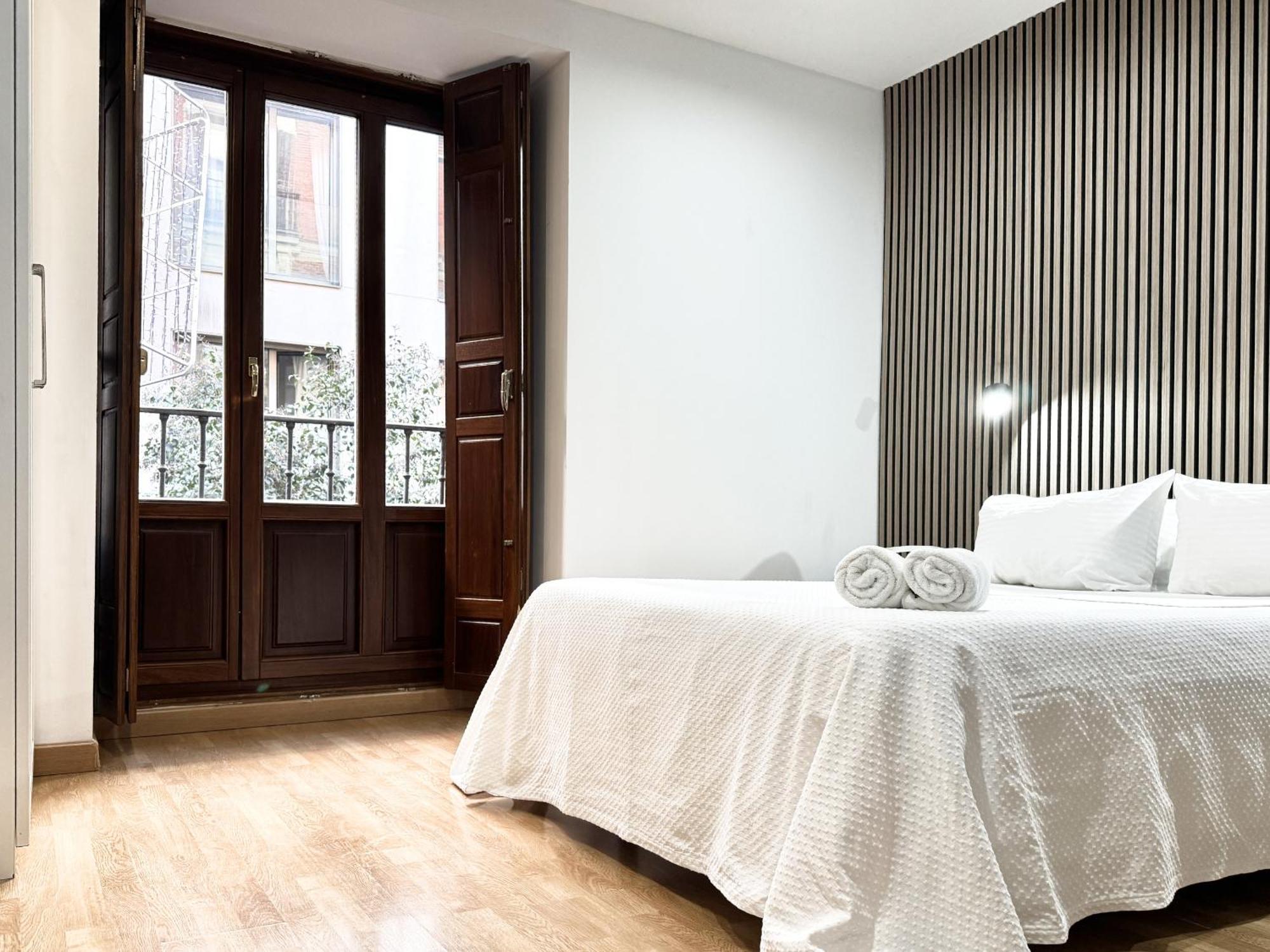 Apartamentos Day Madrid San Antonio Centro Gran Via Sol Malasana Eksteriør bilde